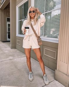 College Class Outfits, Lounge Fashion, Athleisure Outfits Summer, Class Outfits, Athleisure Outfits, Brunch Outfit, Spring Summer Outfits, Athleisure, Denim Fashion