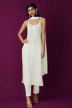 Label Aishwaryrika, Georgette Chikankari Kurta, Straight Kurti Designs, Sleeveless Kurti