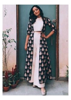 Trendy Outfits Indian, Mode Kimono, Mode Turban, Casual Indian Fashion, Traditional Indian Outfits, Trendy Dress Outfits