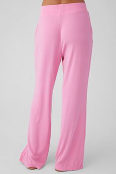 Stretch Wide-leg Yoga Pants For Lounging, Chic Elastane Sweatpants For Loungewear, Full Length 4-way Stretch Pants For Loungewear, Chic Elastane Yoga Pants For Loungewear, Wide Leg Full-length Pants With Pockets, Solid Straight Pants With 4-way Stretch, Chic Comfort Stretch Pants For Loungewear, Relaxed Fit Ankle-length Wide Leg Pants For Lounging, 4-way Stretch Full-length Sweatpants For Loungewear