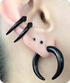 Edgy Black Pierced Hoop Earrings, Modern Black Internally Threaded Piercings, Modern Black Cartilage Earrings, Modern Black Pierced Cartilage Earrings, Black Internally Threaded Punk Plug Earrings, Black Punk Style Ear Cuff, Edgy Black Internally Threaded Piercings, Black Punk Cartilage Earrings Internally Threaded, Edgy Black Internally Threaded Plug Earrings