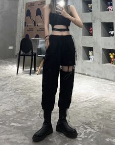 Can be worn as a costume or an edgy outfit  Match this with a cropped slim-fit top  Garterized waistband that perfectly hugs your body  With functional side pockets Ahn Ji-young, Black Summer Sandals, Edgy Outfit, Black Beret, Fashion Chingu, Red Beanie, Chic Pants, Yellow Knit, Slim Fit Top