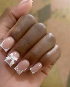 Simple Nail Designs For Square Nails, Cute Nails For 14th Birthday, Simple Cute Nails White, Short White Pearl Nails, Nails 10-11, Basic Wedding Nails, French Tip Nails Short Square With Design, Easy Winter Nails Simple, Nail Ideas Short French Tips