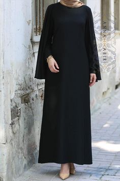 White Cape Dress, Mennonite Cape Dress, Cape Dress Pattern, Hijab Closet, Black Cape Dress, Cape Dress Long, Abaya Ideas, Modest Activewear, Pregnant Sisters