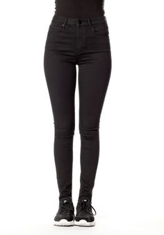 Articles Of Society // Our classic high rise skinny- A sleek, figure hugging pair of skinny jeans in a black wash are perfect for weekly styling. Zip fly with button closure 5 pocket construction Skinny leg True black style with no fading Denim construction Approx. 10.5" rise, 28" inseam Cropped Wide Leg Jeans, Women Clothing Boutique, Dark Wash Denim, High Rise Jeans, Black Skinnies, Dark Denim, Dark Black, Online Womens Clothing, Boutique Clothing