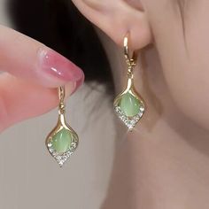 Top Seller for Exquisite Opal Earrings Women's Luxury Water Drop Gems Earrings Jewelry Gifts, Fashion Jewelry Round Pearl Earrings, Opal Drop Earrings, Daily Wear Jewellery, Wholesale Earrings, Black Stud Earrings, Gem Earrings, Geometric Studs, Earring Trends, Crystal Dangle Earrings