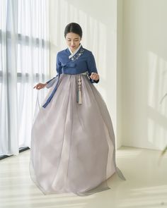 Traditional Fitted Hanbok For Weddings, Traditional Fitted Wedding Hanbok, Hanbok Wedding, Wedding Event, Wedding Events, South Korea, Womens Dresses, Birthday, Dresses