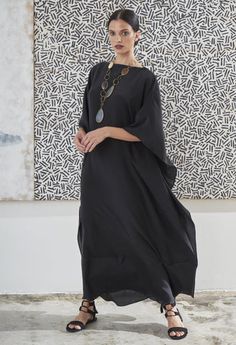 Eco friendly caftans and tunics inspired by the ocean, made on main street. Ethically sourced... Black Caftan, Silk Caftan, Black Convertible, Hostess Dresses, Quoi Porter, Long Kaftan, Gauze Dress, By The Ocean, Caftan Dress