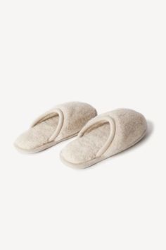 Hygge House Slippers - Natural - Hygge Life Sleep Slippers, Hygge House, Sheepskin Blanket, Wool Products, Hygge Life, Rustic Chic Decor, Knit Blankets, Cozy Slippers, Blanket Cozy