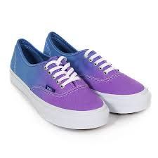 zapatilla vans - Buscar con Google Tenis Vans, Shoes Teen, Kinds Of Shoes, Gym Shoes, Dc Shoes, Shoe Closet, Comfy Shoes, Diy Shoes, Dream Shoes