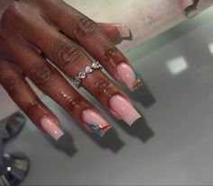 Occasion Nails, Short Coffin Nails Designs, Henna Nails, Classy Nail Designs, Pedicure Manicure, Glow Nails, Dope Nail Designs