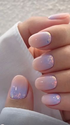 Nails Art Sparkle, Classy Pastel Nails, Holographic Dip Nails, Pastel Sparkle Nails, Birthing Nails, Opal French Tip Nails, Cute Pastel Nail Art, Pretty Nude Nail Designs, Trendy Pastel Nails