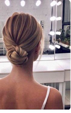 Green Prom, 2024 Prom, Bridal Hair Updo, Dresses Green, Peinados Fáciles Para Cabello Corto, 4c Hair, Low Bun