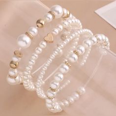 Super Cute Set, Can Be Worn With Anything! Perfect Gift For Anyone, Little Girl, Best Friend, Ect. Classy, Boho Vibe Smoke Free Home Ships Same Day As Purchase Thank You For Supporting My Small Business! خواتم خطوبة, قلادات متدلية, Faux Pearl Bracelet, Diy Bracelet Designs, Beads Bracelet Design, Handmade Jewelry Tutorials, Jewelry Accessories Ideas, Beaded Bracelets Diy, Bracelets Handmade Beaded