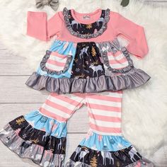 Nwt Christmas Wonderland Tunic & Bell Bottom Style Pants Raising Arrows Boutique Smoke Free And Pet Free Home Toddler Minion Costume, Avocado Costume, Two Piece Romper, Minion Costumes, Pumpkin Outfit, Adidas Girl, Baby Girl Onesies, Girl Onesies, Flare Leg Pants