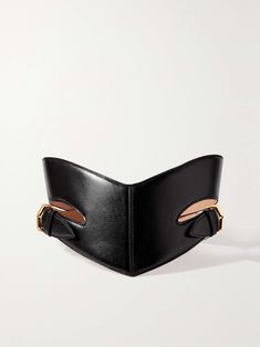 Alaïa's sculptural belt will elevate any outfit. Made in Italy, it's crafted from smooth leather and has a dramatically contoured profile that's detailed with cutouts. The buckles at each side will elegantly define your frame. Foundation For Oily Skin, Leather Waist Belt, Feel More Confident, Wide Leather Belt, Beautiful Belts, Corset Belt, Leather Harness, Leather Buckle, Leather Belts