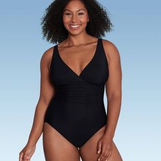 Step out in this timeless and flattering Aqua Green swimsuit that will hug you in all the right places. The sleek plunge neckline is a perfect way to accentuate your figure, while removable cups and adjustable straps afford customizable comfort, coverage, and support to ensure all day comfort by the beach or pool. Shaping Swimsuit, Green One Piece Swimsuit, Green Swimwear, Romper Swimsuit, Swimsuit Brands, Fashion Capsule Wardrobe, Perfect Swimsuit, Best Swimsuits, Tankini Swimsuit Top