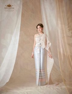 Tims Outfits, Sangjit Dress, Malay Wedding Dress, Lace Dress Outfit, Thai Wedding Dress, Thai Fashion