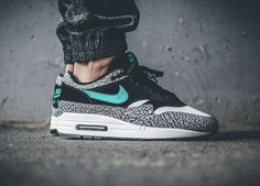 Atmos x Nike Air Max 1 Anniversary Elephant - 2017 (by sixnine) Adidas Nmd_r1, Air One, Air Max Day, Designer Shoe, Nike Free Runs, Nike Fashion