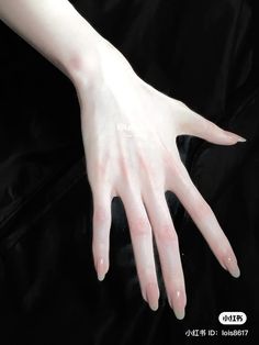 Feminine Hands Reference, Long Slim Veiny Hands, Nice Hands Women, Long Slender Hands Women, Beautiful Hands Aesthetic, Veiny Hands Women, Korean Hands, Pale Hands, Feminine Hands