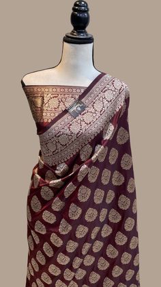 Pure Katan Silk Banarasi Handloom Saree - All Over Jaal Work for just ₹15999.00. Download our Mobile📱App and shop on the go! #ElegantDrapes #ClassicSilkSarees #ArtisanalCraftsmanship #BanarasiElegance #CelebratingHandlooms #EthnicGlamour #BanarasiArtistry #PureSilkSaree #IndianWeaves #ExquisiteSarees Pure Banarasi Saree, Bride Workout, Wedding Fits, Katan Silk Saree, Mehndi Designs Book, Elegant Drapes