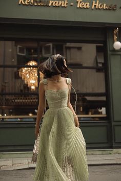 Prom Dress Inspiration, Mode Casual, Dress Rental, Gala Dresses, Glam Dresses, Classy Women, Mode Vintage, Tie Dress