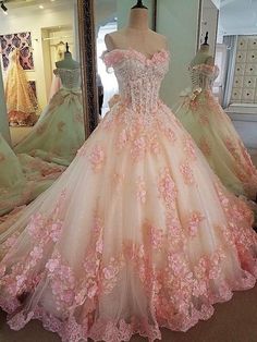 A Line Ball Gown Prom Dress, Long Evening Gown Pink Sweet 16 Dress, A Line Ball Gown, Ball Gown Prom Dress, Fest Outfits, Prom Dress Long, Pretty Quinceanera Dresses, Floral Prom Dresses, Stunning Prom Dresses, Prom Dress Inspiration