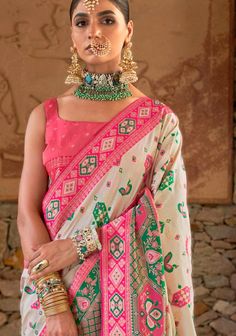 Trendy White and Pink Soft Patola Silk Saree with designer blouse for women wedding, party, casual, festive, reception wear,christmas saree Saree With Designer Blouse, Patola Silk Saree, Indian Dresses Online, Patola Sarees, India Fabric, Saree Bollywood, Dress Traditional, Traditional Saree, Indian Bridal Wear