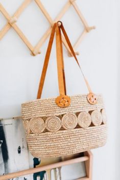 Carry your essential companion tote all year round. Palm leaf tote can be used everyday for many purposes. Basket Tote, Medallion Design, Farmer's Market, Shopping Basket, Sun Dried, Palm Leaf, Beach Days, Palm Leaves, Beach Day