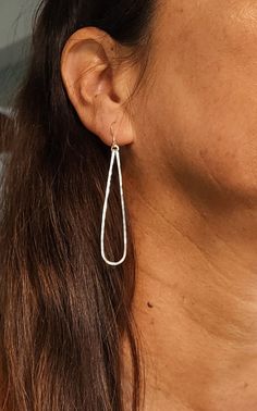 "Classic and elegant long, dangle earrings! Gold or Sterling Silver hammered earrings made of high quality, hypoallergenic wire which has been hand forged into a lovely geometric shape and hangs from a gold filled or sterling silver ear hook. The simple and delicate look can be either dressed up or down easily! The drop is approximately 2.5\" from the base of the ear hook. All items are gift wrapped and shipped without an invoice unless otherwise requested. Please let me know if you would like m Hypoallergenic Long Drop Linear Earrings, Minimalist Long Drop Teardrop Earrings, Nickel-free Teardrop Threader Earrings, Nickel-free Long Drop Everyday Earrings, Nickel Free Long Drop Everyday Earrings, Nickel-free Long Drop Earrings For Everyday Wear, Everyday Nickel-free Long Drop Earrings, Everyday Long Drop Linear Earrings, Everyday Dangle Linear Earrings With French Hook