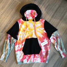 Nwt. The Laundry Room Tie-Dye Hoodie. Smoke-Free Environment. Sporty Tie-dye Hooded Hoodie, Sporty Tie Dye Hooded Hoodie, Dye Hoodie, Room Size, Tie Dye Hoodie, Colorful Hoodies, Laundry Room, Tie Dye, Dye