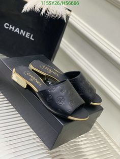 Size: 35-47 It comes with Dust box, Care manual, Tag, and Paper bag.Size Guide: Luxury Round Toe Heels For Shopping, Luxury Mules With Branded Heel And Round Toe, Luxury Round Toe Mules With Branded Heel Counter, Designer Flat Mules, Luxury Black Flat Mules, Shoes Slippers, Size Guide, Clutch Bag, Paper Bag