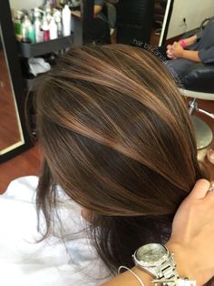 Brunette Melt Hair, Root Melt Brunette, Brown Hair Shades, Bronde Hair, Hair Color Light Brown, Short Hair Balayage, Hair Color Highlights