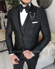 Discover the very best Black Jacket Vest Trousers Groom Set｜Wedding Three Piece Suit for prom at Bradymensuit. Custom made Black Peaked Lapel mens suits with high quality. Wedding Three Piece Suit, Prom Suit Green, Gold Prom Suit, Wedding Men Suit, White Prom Suit, Purple Prom Suit, Pink Prom Suit, Red Prom Suit, Three Piece Suit Mens