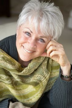 Byron Katie, educator/author at 70 and looking very good indeed. Easy Care Hairstyles, Byron Katie