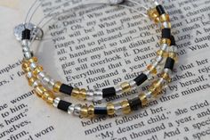 Best Friends Morse code seed bead bangle bracelets-  best friend jewelry-  #abookwormcreates  https://www.etsy.com/listing/513466903/best-friends-morse-code-seed-bead Friend Jewelry, Best Friend Jewelry