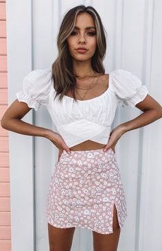 Rok Mini, Cute Skirt Outfits, Trendy Summer Outfits, Cute Skirts, White Crop, Summer Ready, Looks Style, Motivation Quotes