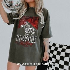 Casual Oversized Shirt With Custom Print, Trendy Oversized Pre-shrunk Shirt, Trendy Oversized Tops With Custom Print, Oversized Graphic Tee With Custom Print, Fall Hip Hop Short Sleeve T-shirt, Hip Hop Short Sleeve T-shirt For Fall, Grunge Style Relaxed Fit Top With Custom Print, Rodeo Shirts, Western Graphic Tees