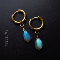 💙 Indulge in understated elegance with our Labradorite teardrop stud earrings, meticulously handmade for everyday wear. These unique mini gemstone studs exude versatility and charm, perfect for adding a touch of sophistication to any ensemble, day or night 💙 ⭒ Material: 925 Sterling Silver ⭒ Finish: Silver * Gold * Rose Gold ⭒ Stud size:  4mm ball / 15mm post ⭒ Stud pushbacks: butterfly backing encased in silicone ⭒ Hooks length:  2'/5cm long ⭒ Hoops size:  10mm & 14mm ⭒ Threader length:  4'/1 Teardrop Hoop Earrings, Rose Gold Studs, Labradorite Earrings, Crystal Hoop Earrings, Hoop Earrings Gold, Labradorite Jewelry, Earrings Crystal, Gemstone Studs, Huggie Earrings