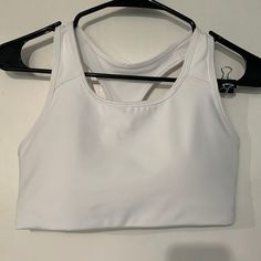 Conditions: Brand New White Sporty Bra For Summer, White Sporty Summer Bra, Sporty White Summer Bra, Fitted White Gym Bra, Fitted White Workout Bra, White Athleisure Fitted Bra, White Fitted Workout Bra, White Fitted Bra For Gym, White Fitted Athleisure Bra