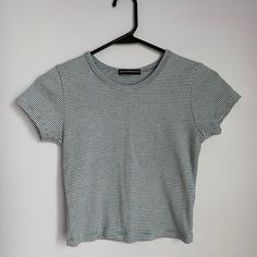 Never Worn But Tag Has Been Removed In Like New Condition! Navy Blue And White Super Soft Cotton Brandy Melville Store Sold This As “One Size” But Fits Like An Xs Or S Basic Striped Short Sleeve Tops, Striped Cotton Crew Neck Crop Top, Basic Striped Summer Top, Striped Cotton Crop Top With Short Sleeves, Casual Striped Short Sleeve Crop Top, Brandy Melville Clothes, Brandy Melville Store, Roblox Halloween, Tiny Shirts