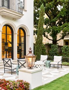 Mediterranean Revival Style, Limestone Pavers, Mediterranean Revival, Luxe Interiors, Mediterranean Homes, Home Modern, Classic House