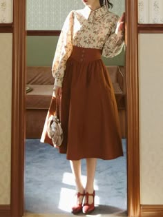 Old Fashion Dresses, Vintage Inspired Outfits, Vestidos Vintage, Modest Fashion Outfits, Inspired Outfits, Looks Vintage, Styl Vintage, Modest Outfits