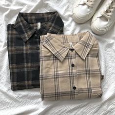 Cute Dark Academia Clothing Vintage Plaid Shirts for Women - Etsy Outfit Ideas Flannel, Aesthetic Plaid, Oversize Blouse, Oversized Plaid Shirts, Dark Academia Clothing, Blouses Vintage, Oversized Fashion, Soft Girl Outfits, Plaid Shirt Women