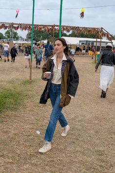 Glastonbury Festival Outfit, Super Short Shorts, Alexa Chung Style, Waxed Jacket, Waxed Cotton Jacket