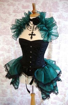 Moda Steampunk, Mode Steampunk, Bustle Skirt, Diy Outfits, Steampunk Costume, فستان سهرة, Gothic Steampunk, Steampunk Fashion, Gothic Lolita