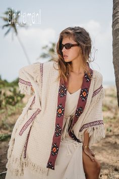 One more Burning Man desert Poncho is here! Our High Neck Poncho is an ultimate bestseller for Burning Man festival, so we decided to create another one – more artsy, elaborate and very original! This Short Berber Poncho has the same nomad feel. It is made of heavy cotton fabrics perfect for chilly desert evenings and Outfit Kimono, Poncho For Women, Festival Poncho, Poncho Women, Bohemian Outfit, Boho Poncho, Boho Summer Outfits, Boho Outfit, Burning Man Outfits