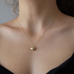 14K Yellow Gold 3D Heart Empty Inside Hollow Pendant Necklace Dainty Gift for Women Handmade Special Minimalist Design Christmas Day ⓂMaterials & Specifications : Necklace Chain Lengths : 42 cm (16.5 in) 44 cm (17.3 in) 46 cm (18.1 in) 48 cm (18.8 in) 3D Heart Pendant Width : 1.1 cm (0.43 in) 3D Heart Pendant Length : 1.1 cm (0.43 in) Handmade Item Special Design Christmas Gift Heart Pendant Jewelry, Elegant Heart-shaped Christmas Necklaces, Elegant Heart-shaped Christmas Jewelry, Elegant Heart-shaped Christmas Necklace, Heart-shaped Gold Jewelry For Christmas, Gold Heart-shaped Christmas Jewelry, Gold Heart Christmas Jewelry, Christmas Jewelry With Heart Charm, Christmas Heart-shaped Jewelry With Heart Charm