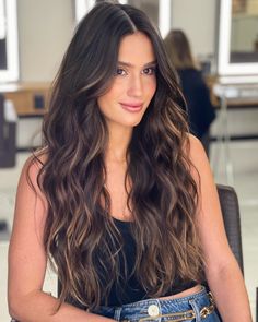 Chocolate Long Hair, Brown Hair Colour Ideas, Brown Hair Colour, Hair Colour Ideas, Highlights For Dark Brown Hair, Dark Hair With Highlights