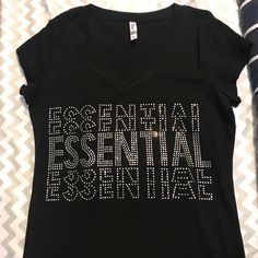 Essential Workers Summer Black Tops With Rhinestones, Rhinestone Embellished Short Sleeve T-shirt For Night Out, Casual Rhinestone Tops For Spring, Casual Party Tops With Rhinestones, Fitted Black T-shirt With Rhinestones, Black Rhinestone T-shirt For Party, Black Rhinestone T-shirt For Streetwear, Casual Summer T-shirt With Rhinestones, Black T-shirt With Rhinestones For Party